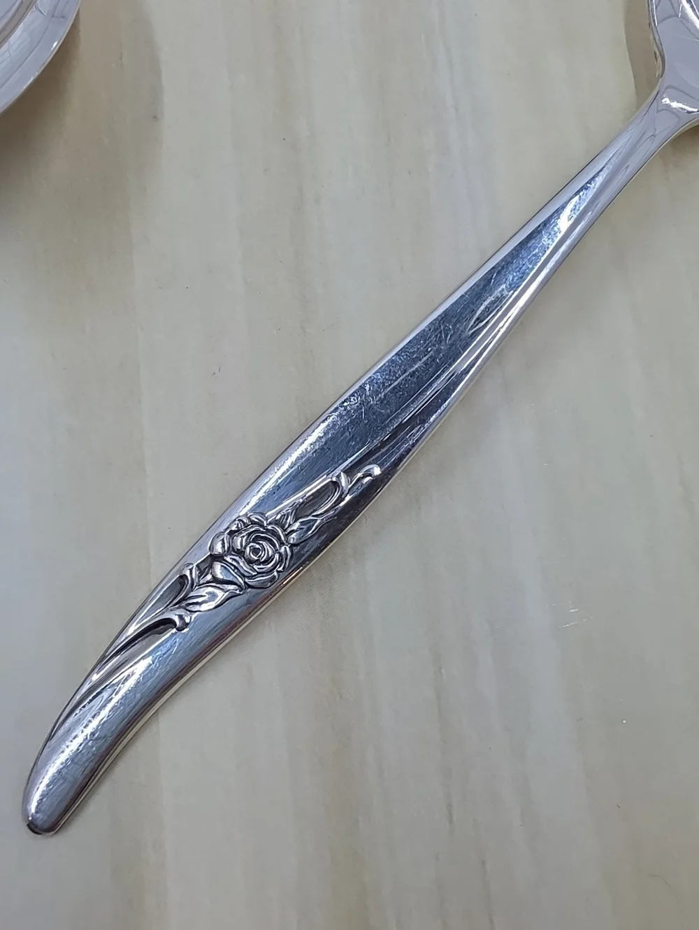 Oneida Rose Song Soup Spoons Set Of 16 Silverplate Vintage Rogers